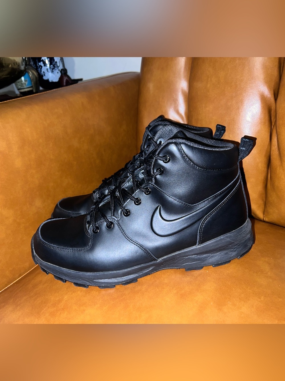 Nike Manoa Black Leather boots men’s size 12.5